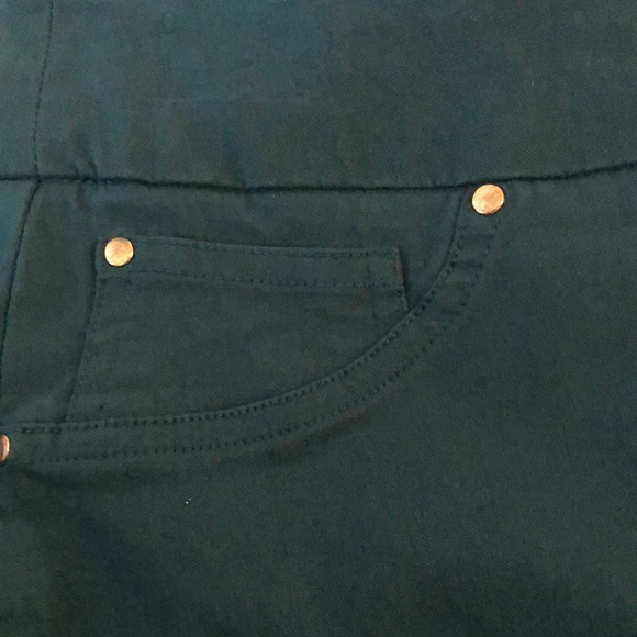 Harve’ Benard Women’s Pull On Pant Fitted Flattering Stretchy - Picture 4 of 7